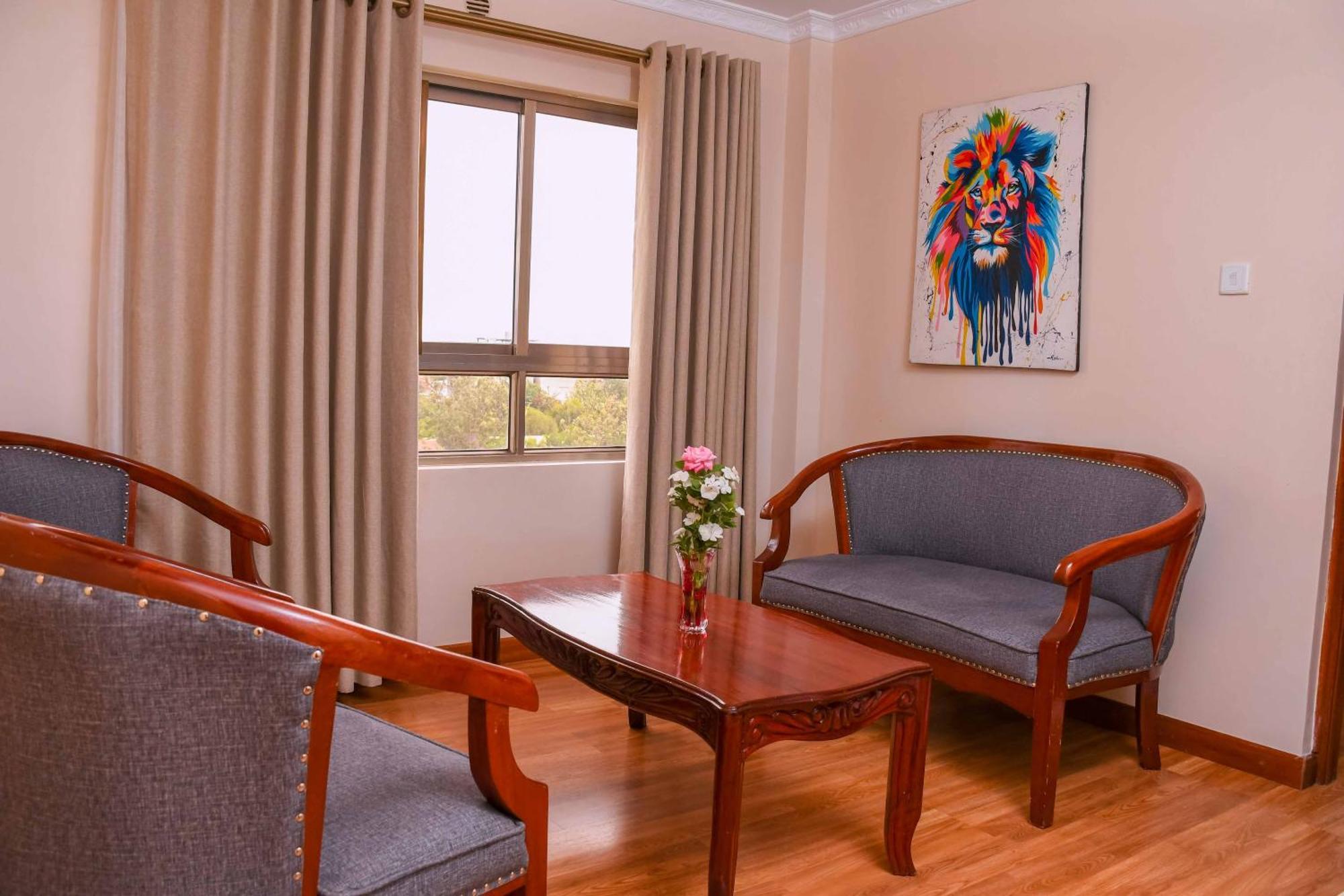 Buraha Zenoni Hotel And Resort Накуру Экстерьер фото