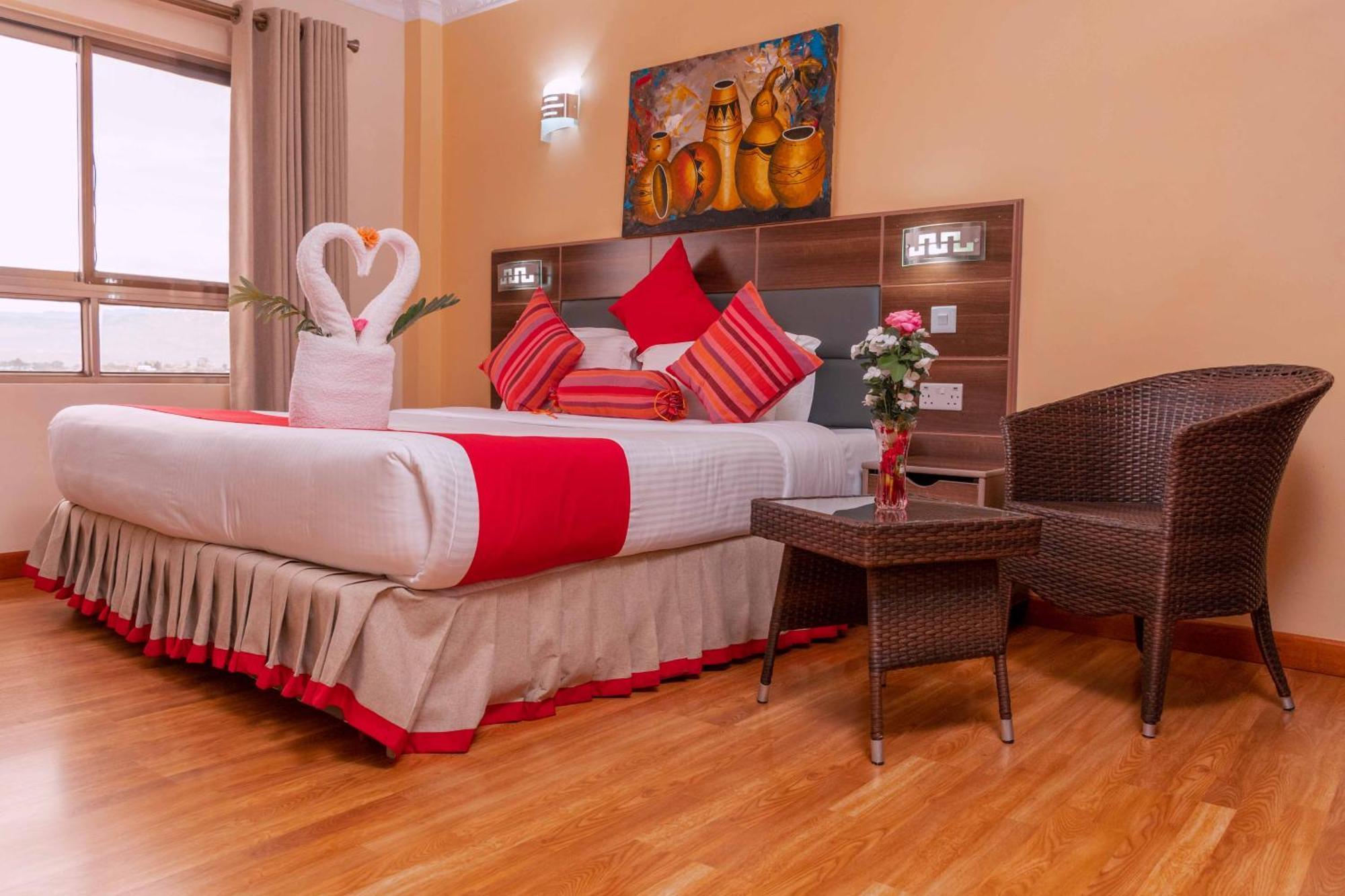 Buraha Zenoni Hotel And Resort Накуру Экстерьер фото