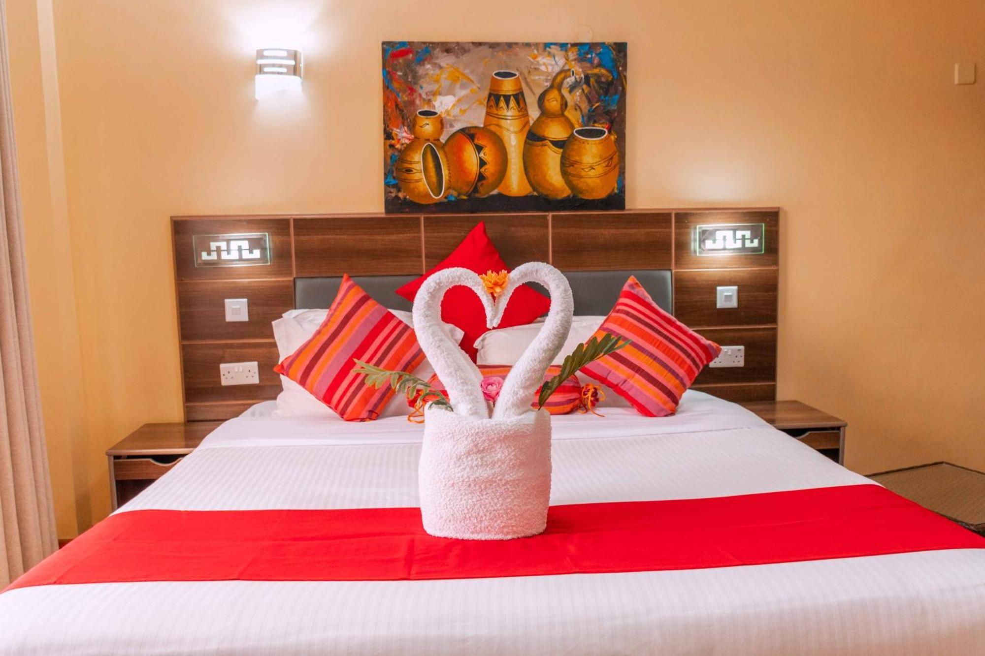 Buraha Zenoni Hotel And Resort Накуру Экстерьер фото